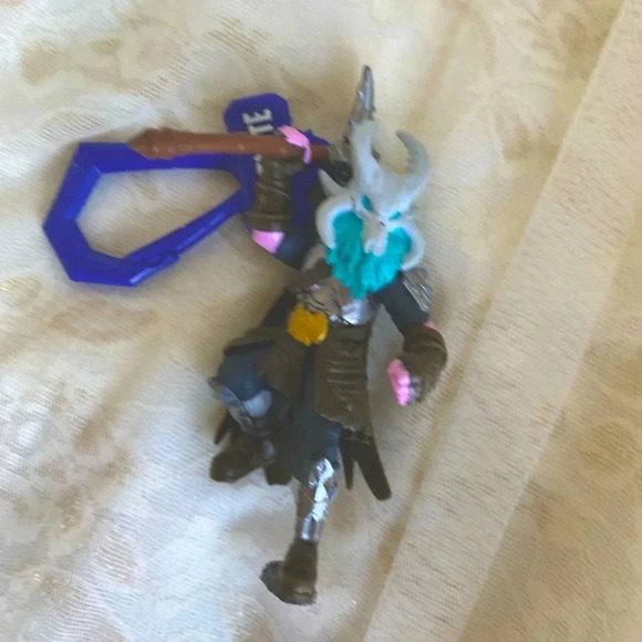 Fortnite Character Beast headed Action Figure Armed Soldier Warrior Toy Figurine - Picture 3 of 5